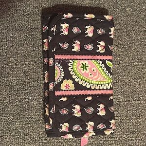 vera bradley wallet / clutch